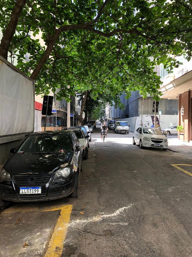 Em Copacabana A 65 Metros Da Praia, Posto 5 *