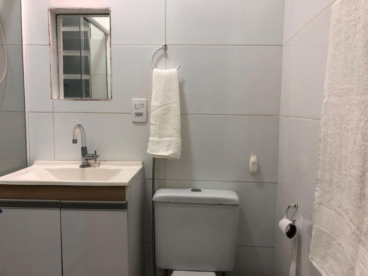 Em Copacabana A 65 Metros Da Praia, Posto 5 *